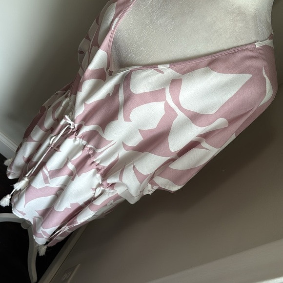 Poolside Paradiso Islander Coverup Dress Tassel Floral Mauve White M/L NWT - Picture 4 of 11